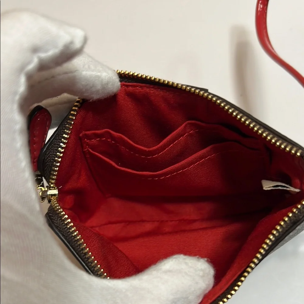 Coach Red Patent Stripe/Brown Corner Zipper Wristlet Hang Tag